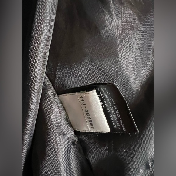 COOGI Black Puffer Full Zip Jacket - Picture 10 of 10